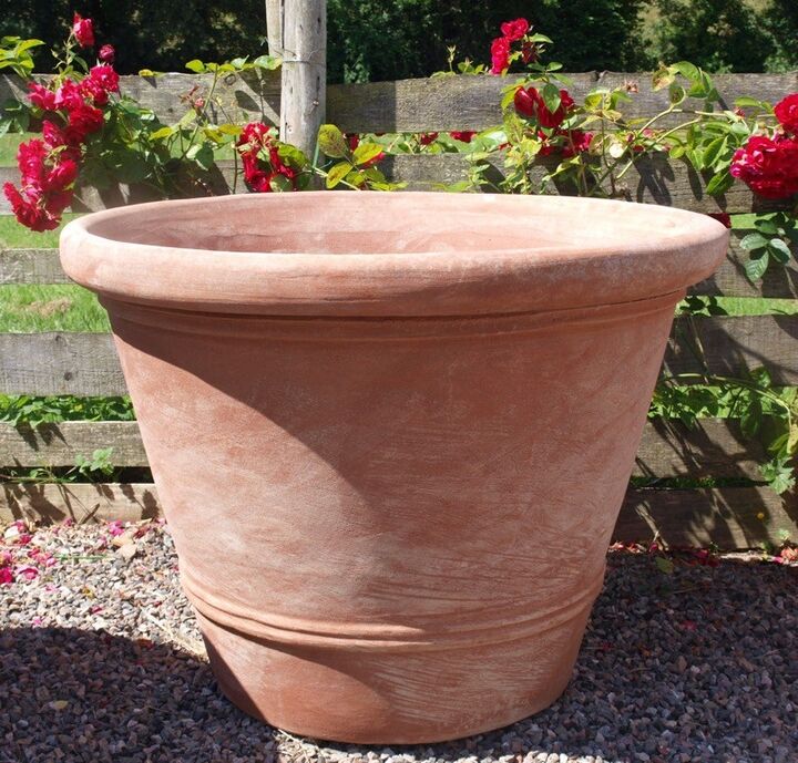 Trombo | Our Products | Mud Mountain - Handmade Italian Terracotta Pots ...