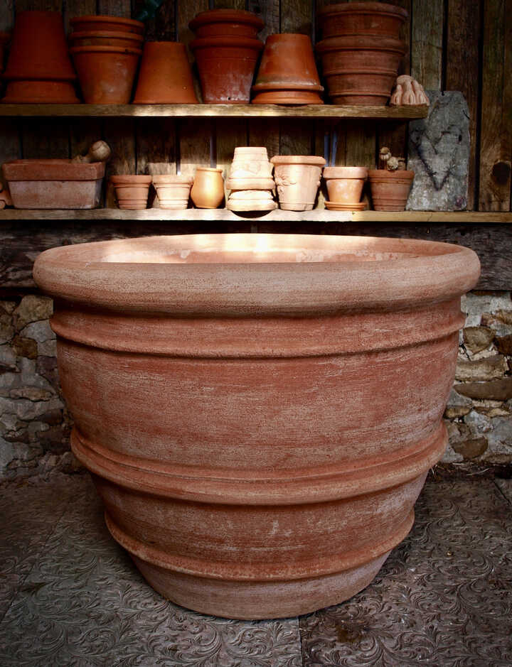 Extra large terracotta shop pots