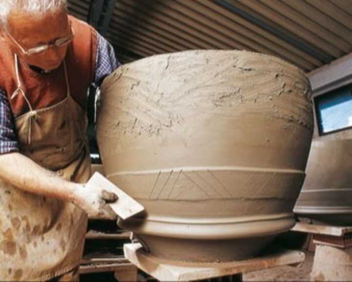 master potter at work