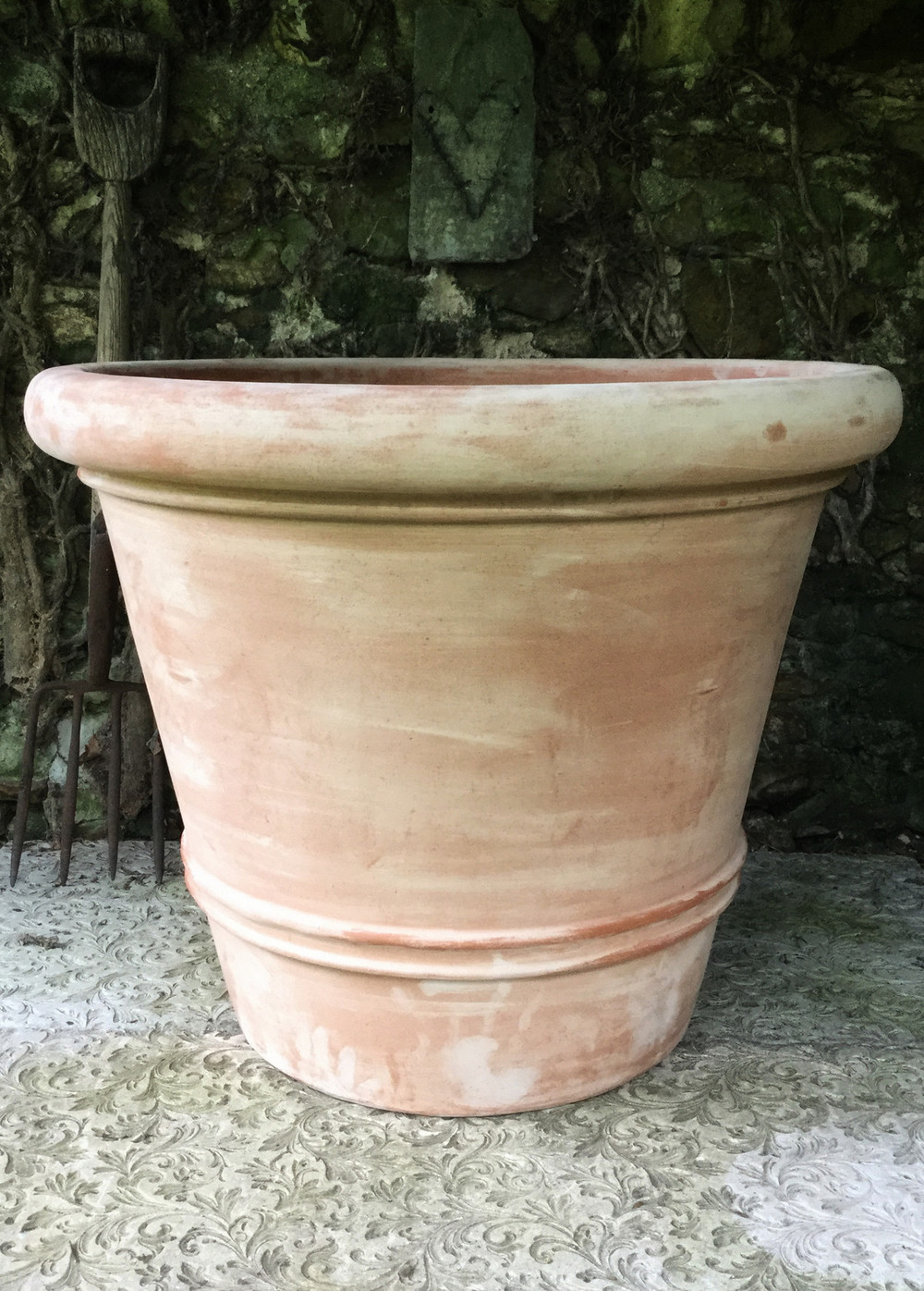 Vaso Tuscany | Our Products | Mud Mountain - Hand Made Italian